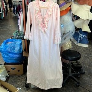 Vintage Character Cuddle Skin Pink Lace Ruffle Nightgown Petite